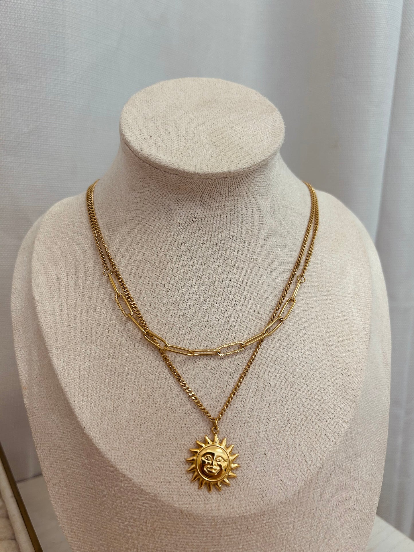 Soleil necklace