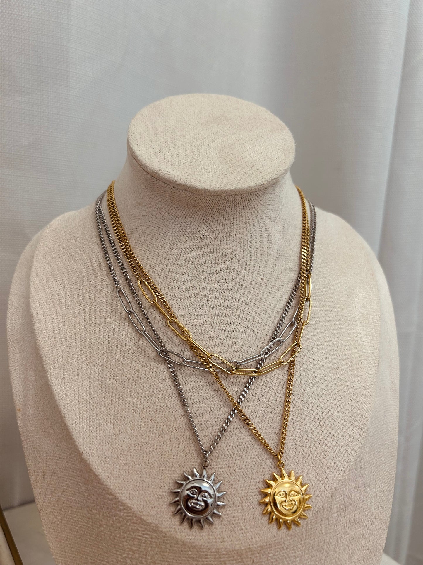 Soleil necklace