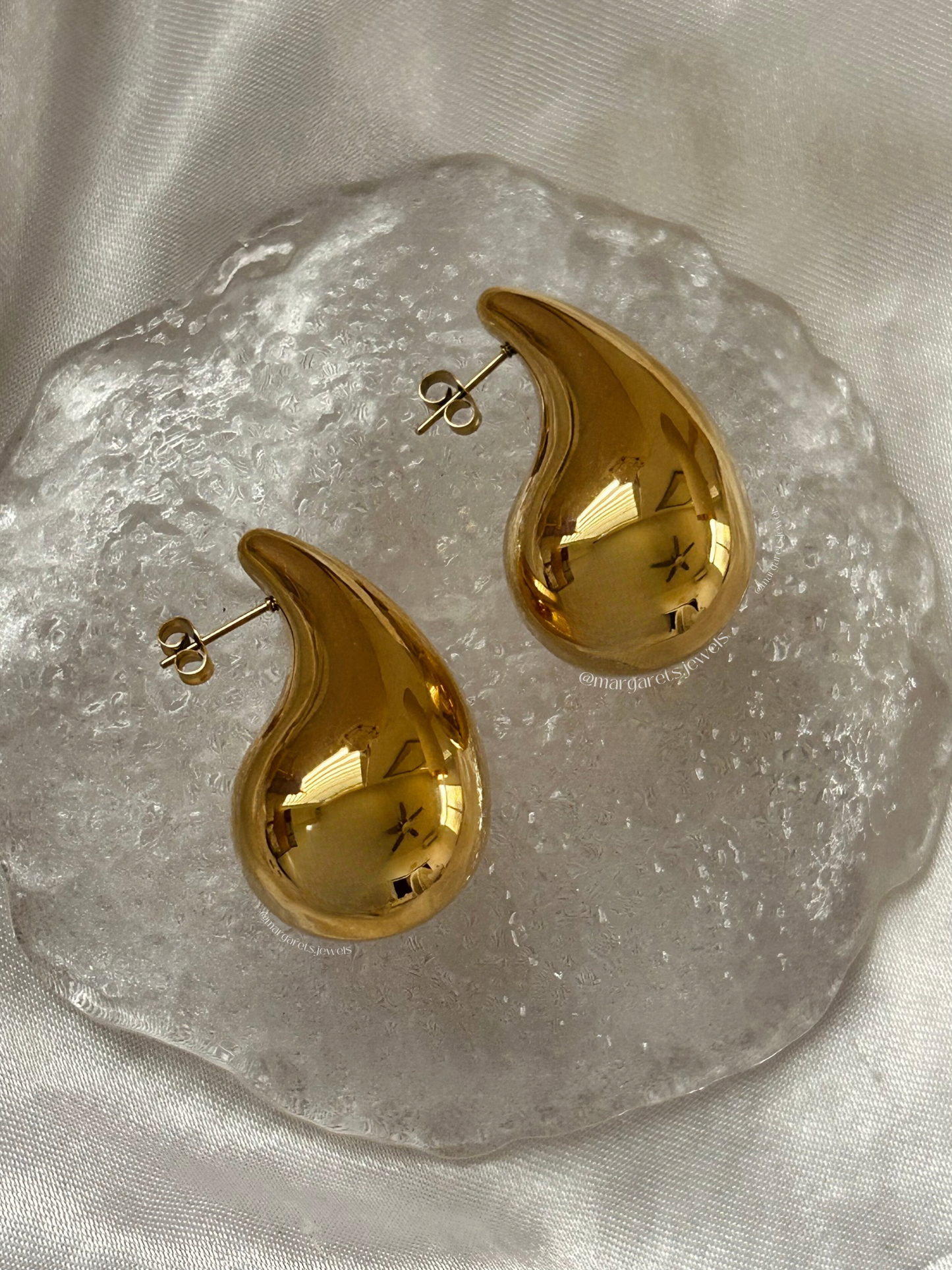 Droplet studs